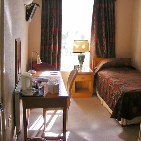 The Kings Head Hotel Abergavenny Ngoại thất bức ảnh