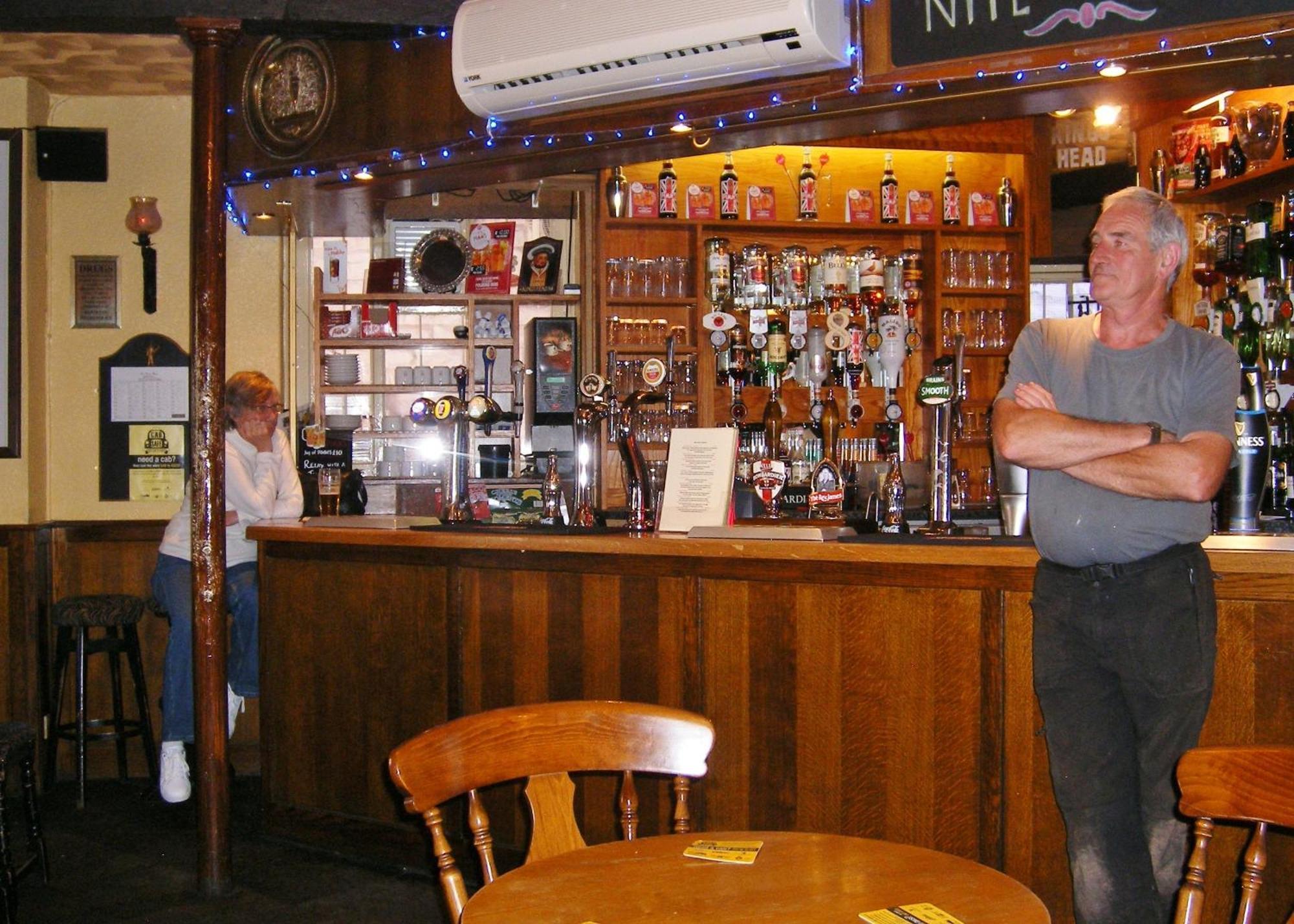 The Kings Head Hotel Abergavenny Ngoại thất bức ảnh
